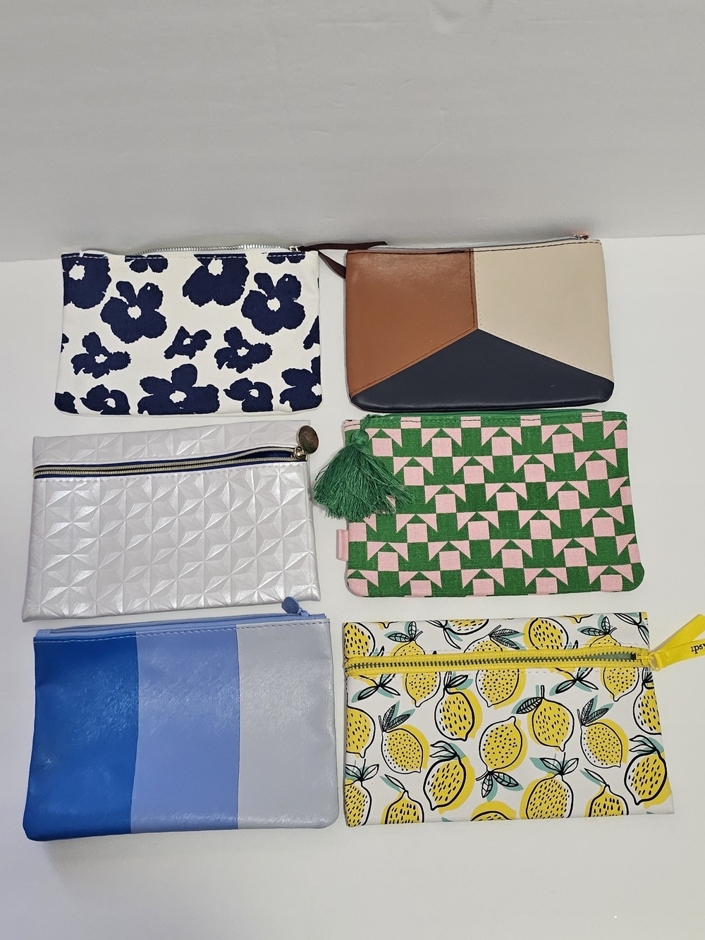 Ipsy Lot of 6 Multicolor Zipper Makeup Bags Cosmetic Pouches Assorted